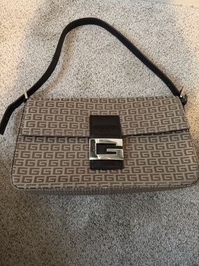 G Designer Chevron Beige Shoulder Bag with Silver Hardware